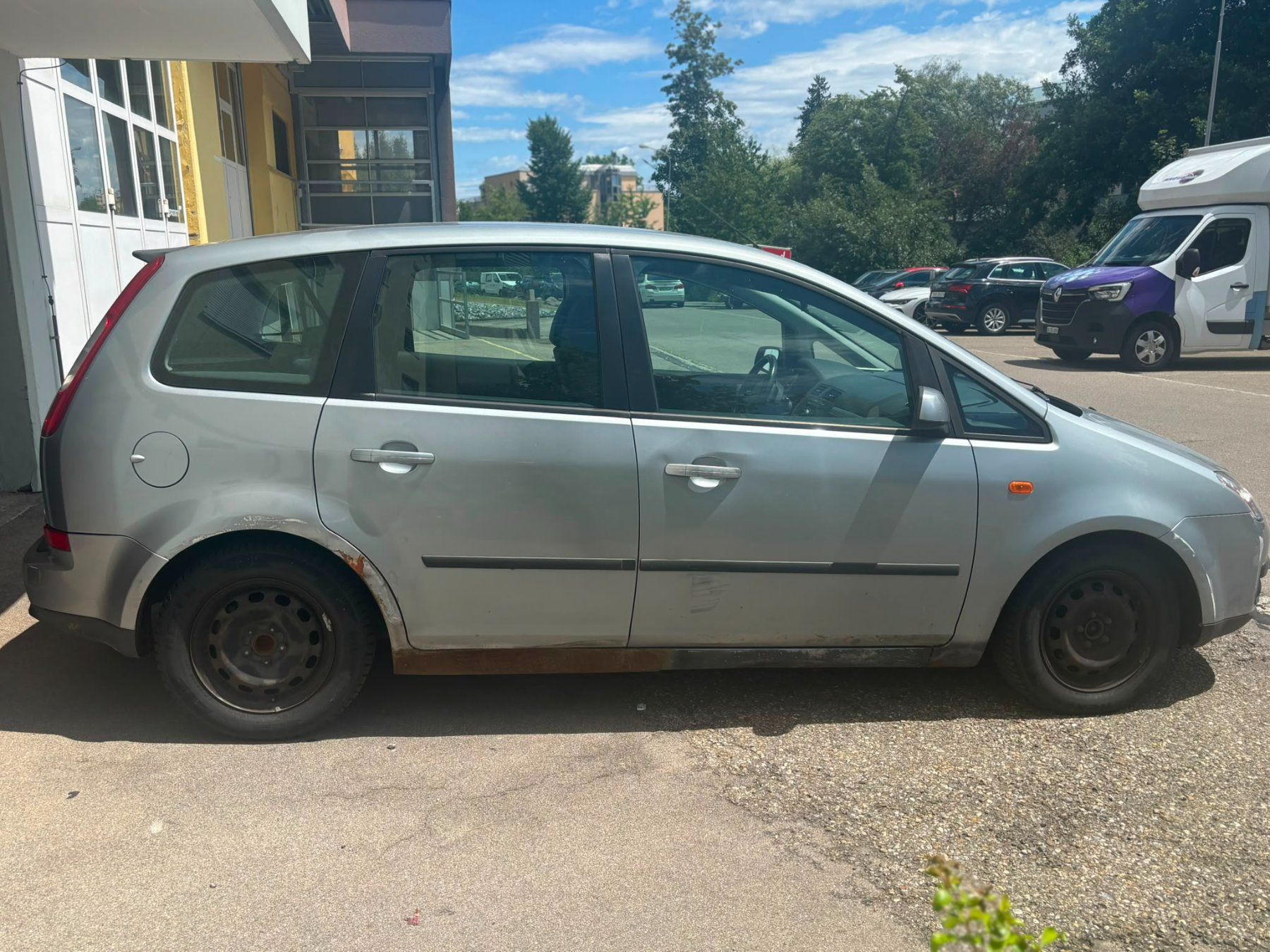 Ford Automobili: Ford Focus C-Max (FÜR EXPORT) – Usato da Oberuzwil venduto da stu_z9bm 2