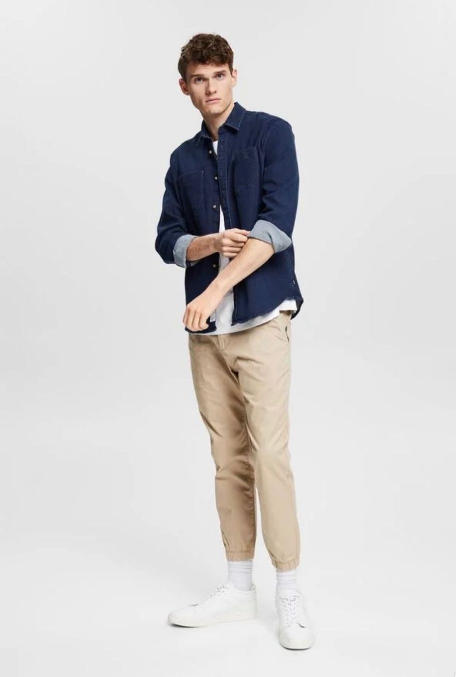 Esprit Pantaloni: Leichte Chino mit Kordelzug – Nuovo e nell'imballaggio originale da Wittenbach venduto da bes_k8vr 1