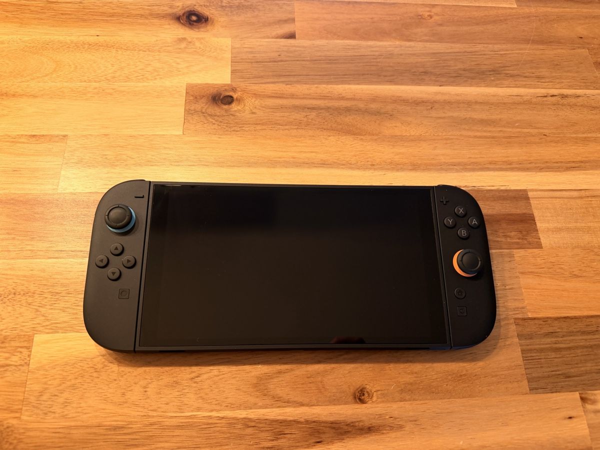 Nintendo Console: Switch 2 inkl. Pro Controller und Star Fox Spiel – Usato da Uster venduto da KingZimmi 7