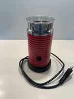 Milchschäumer Nespresso Aeroccino rot guter Zustand