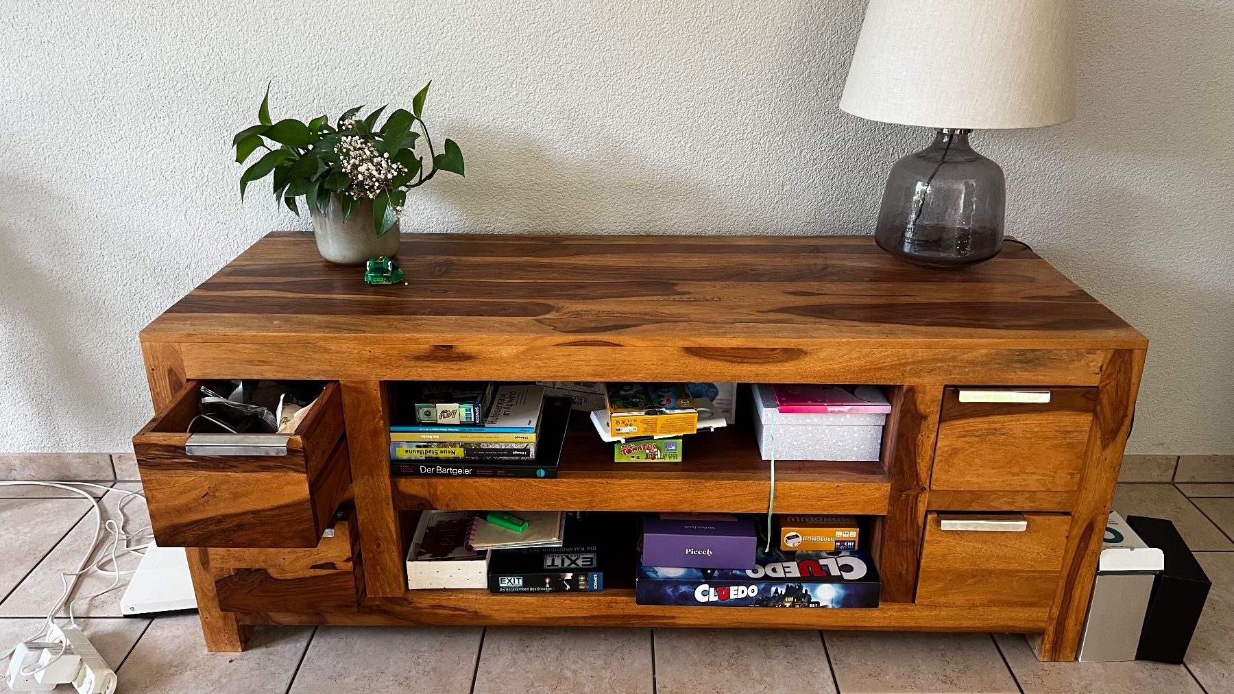 Kare Mobili TV: Sideboard – Usato da Mönchaltorf venduto da switzerland1967