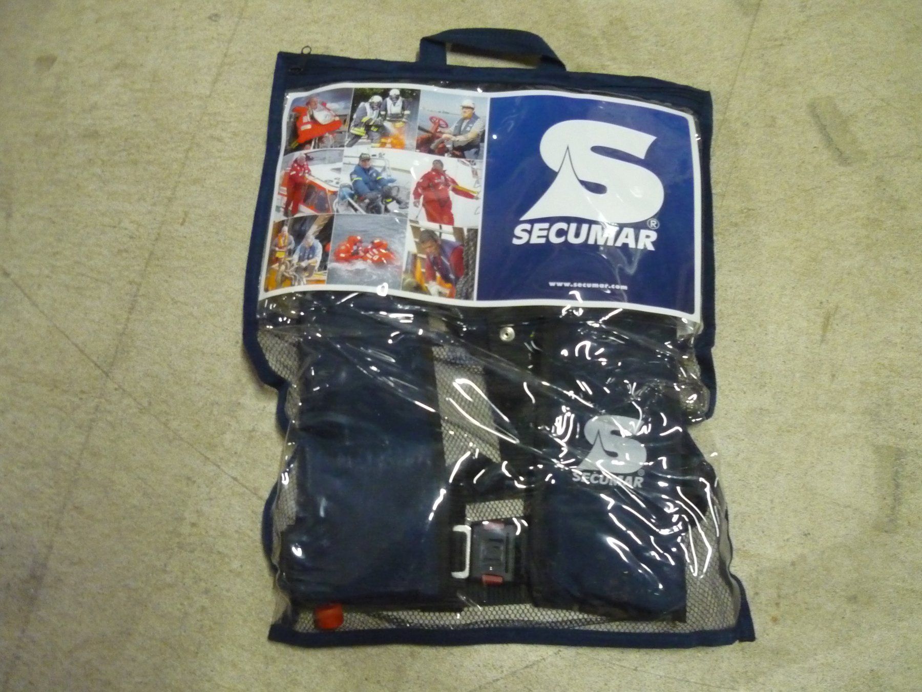 Giubbotti di salvataggio: 1x Rettungsweste Secumar BS 150 alpha Schwimmweste – Nuovo e nell'imballaggio originale da Beringen venduto da Flatretriever