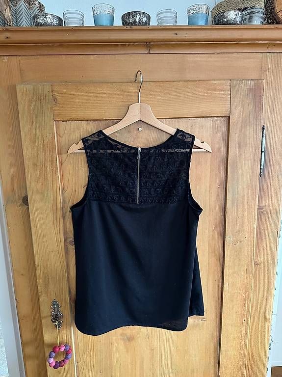 Vero Moda Top: Ärmelloses Oberteil – Usato da Fribourg venduto da live_life_light 2