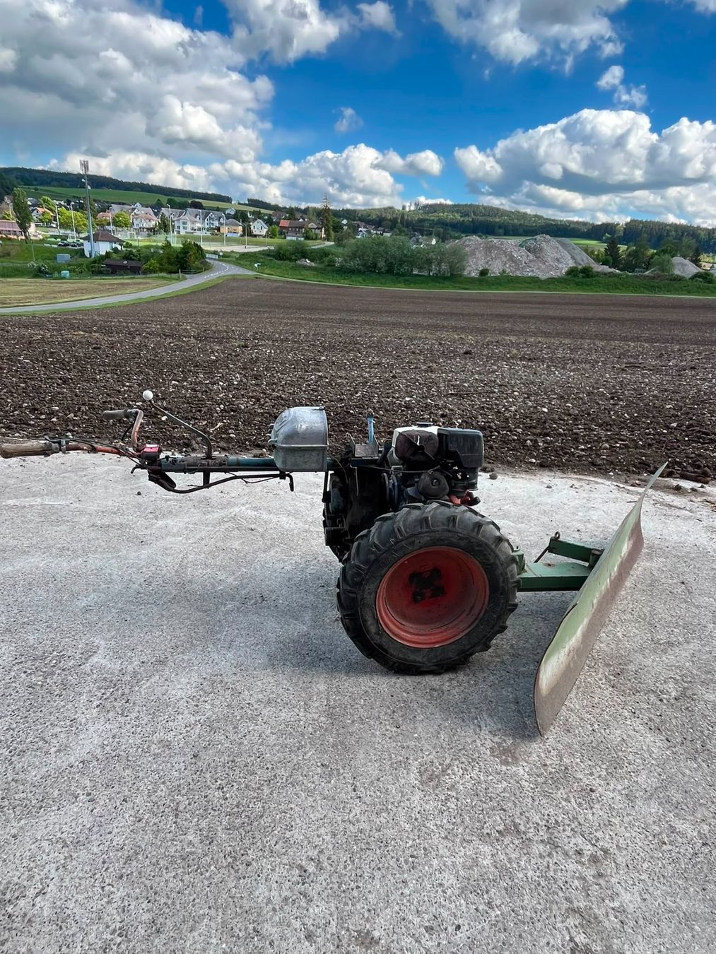 Rapid Tutte le macchine: Rapid Motormäher mit Futterschild – Usato da Tägerschen venduto da Aron16.12 2