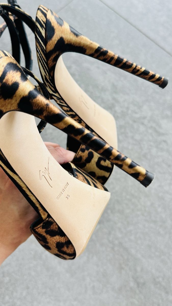 Zanotti Damenschuhe: Giuseppe Zanotti Pumps Leopardenmuster – Gebraucht aus Mörigen von TimelessFinds 2