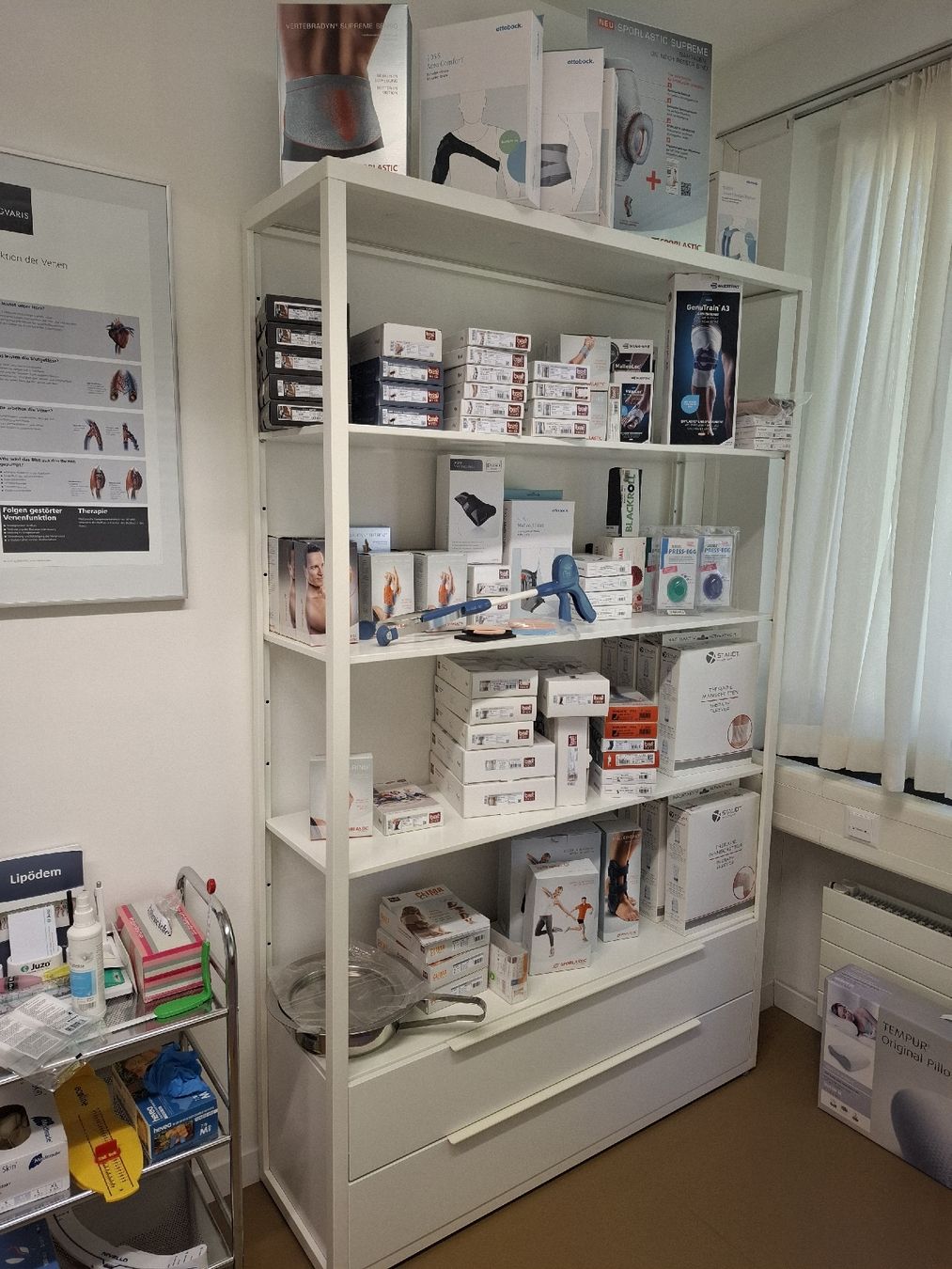 Scaffali: Ikea Regal Model Fjälkinge – Usato da Dinhard venduto da nat_7685