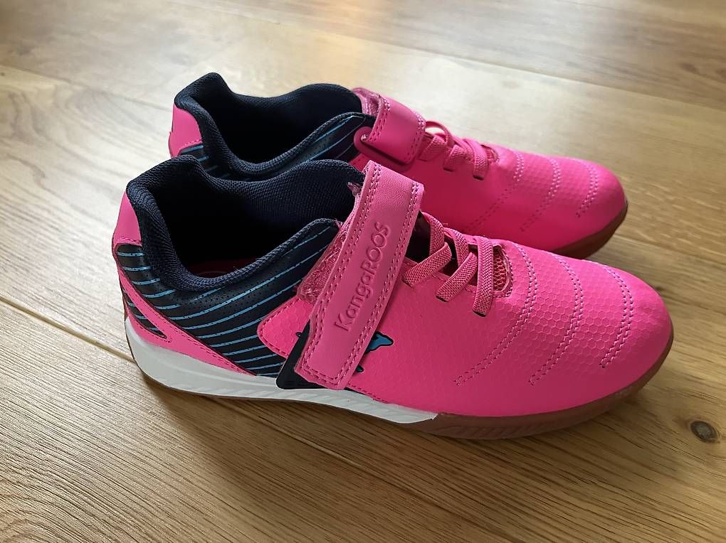 Scarpe per ragazze: Turnschuhe grösse 33 – Nuovo e nell'imballaggio originale da Villmergen venduto da Babiwe