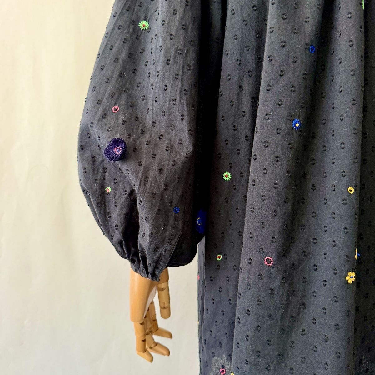 Kleider: Thierry Colson Embroidered Cotton Dress – Neu (gemäss Beschreibung) aus Emmen von Colette-Juliette 6