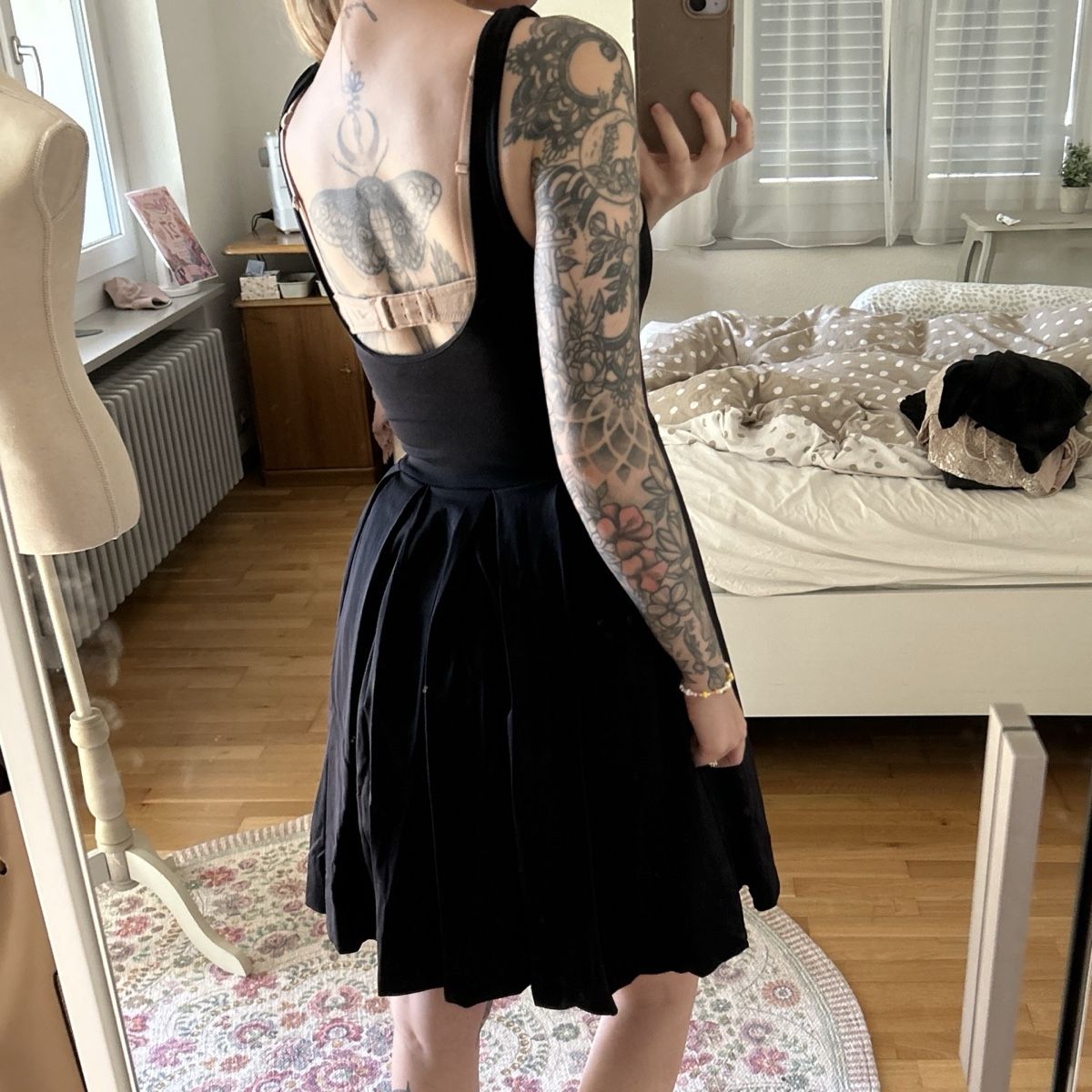 H&M Vestiti: Ballonkleid aus den 2000er  – Usato da Ueken venduto da reb_mr5c 4