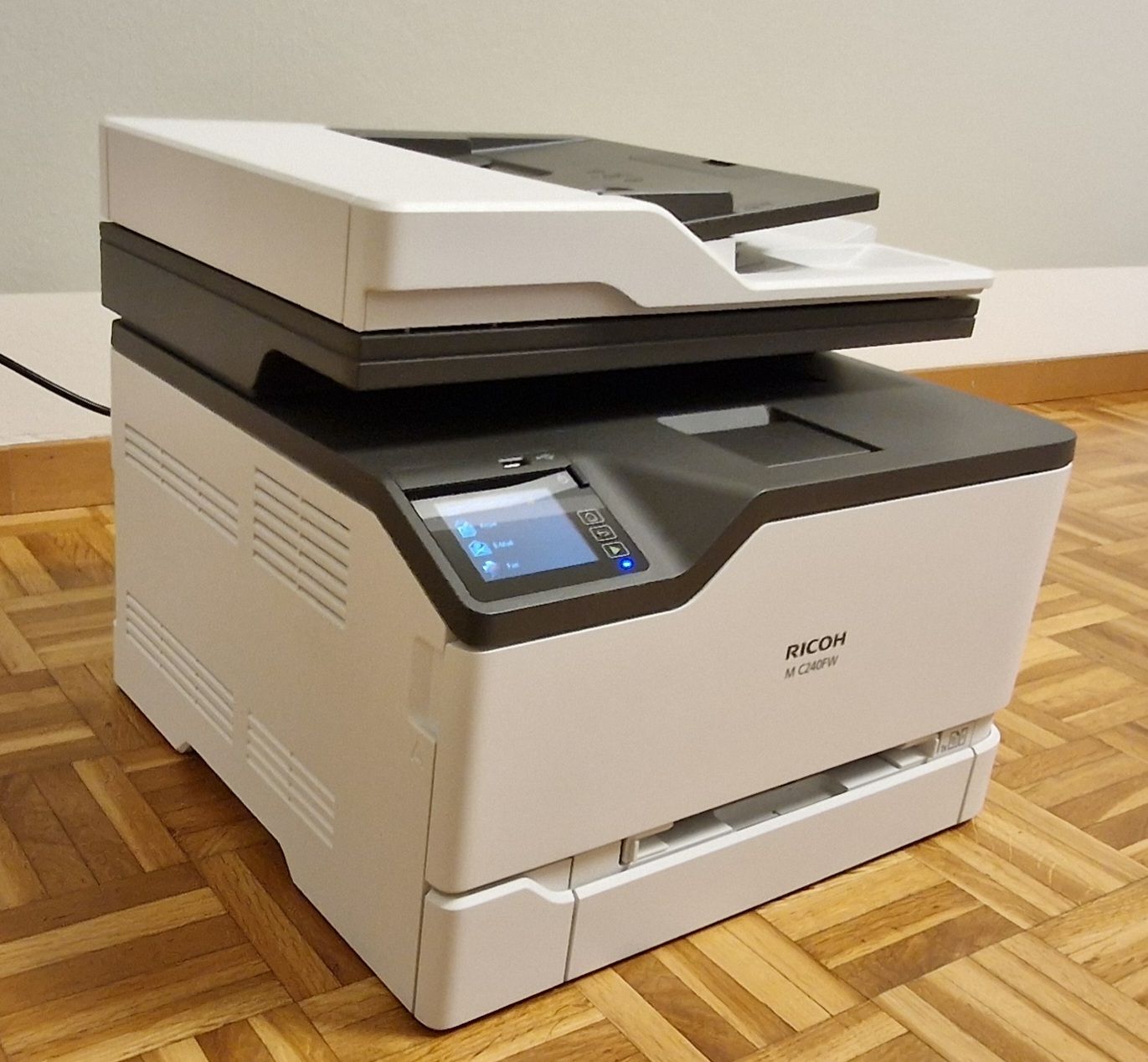 Ricoh Stampanti: Multifunktionsdrucker Ricoh M C240FW – Usato da Zug venduto da Pinche0 2