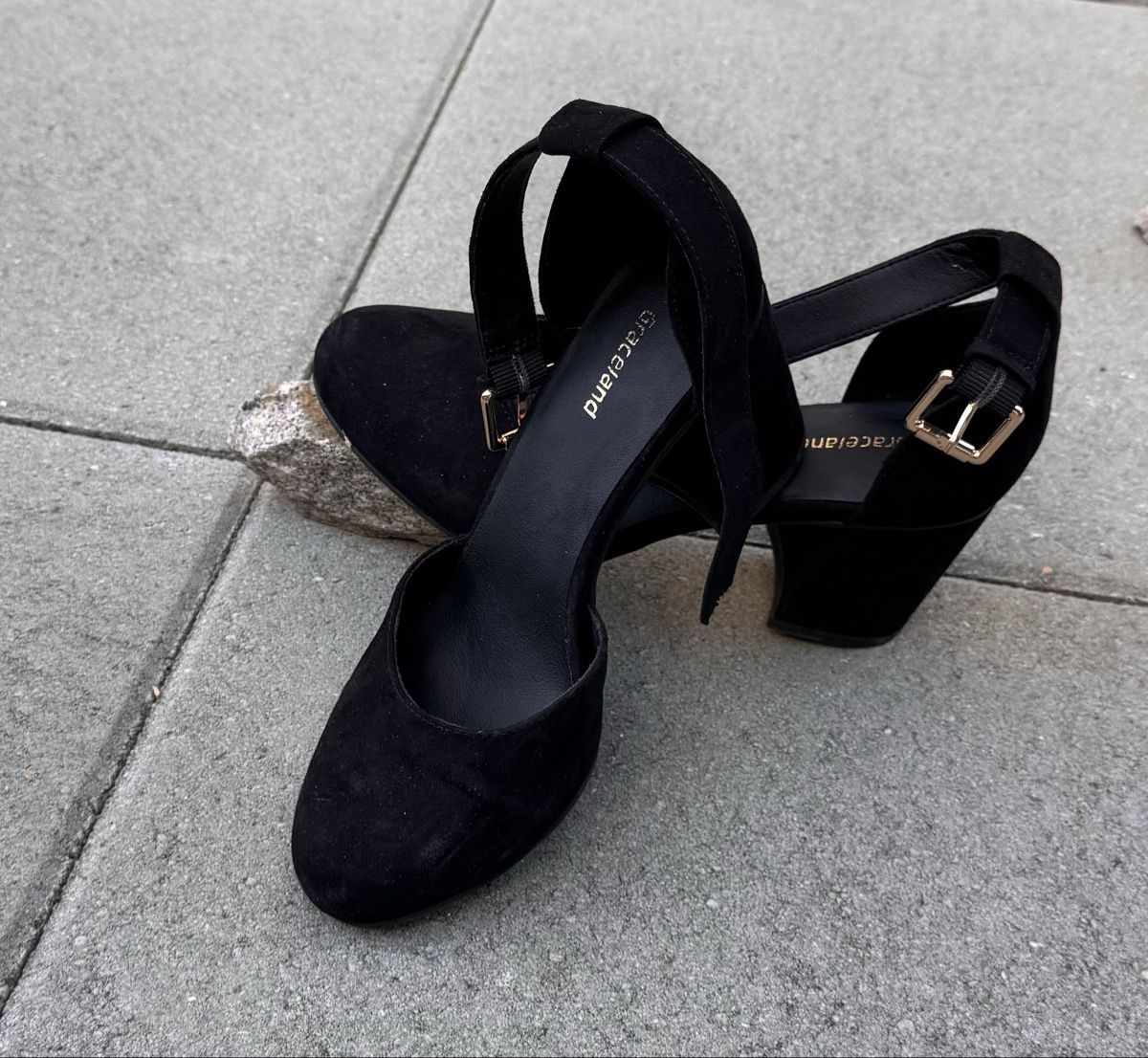 Graceland Scarpe per ragazze: Graceland mit einem modernen Blockabsatz – Usato da Pratteln venduto da Marc2701 1