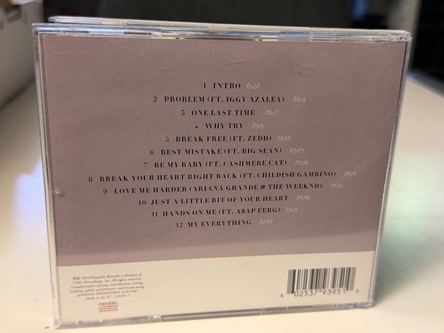 CD: Ariana Grande - My Everything - HD23D – Nuovo (secondo la descrizione) da Küsnacht ZH venduto da Jazztilldawn 1