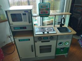 Kinderküche mit viel Zubehör