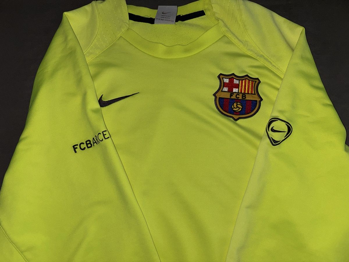 Nike Maglioni & Felpe: FC Barcelona Ronaldinho Trainings Pullover Nike – Usato da Rain venduto da JerseyLegends 3
