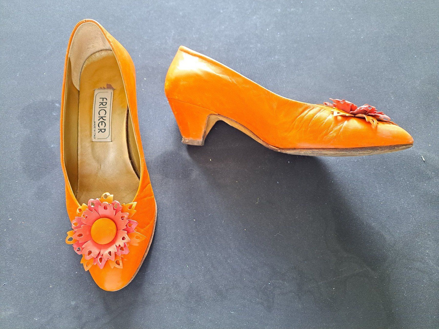 Scarpe da donna: Escarpins de couleur originale orange 37 – Usato da Courrendlin venduto da Aheinza 2