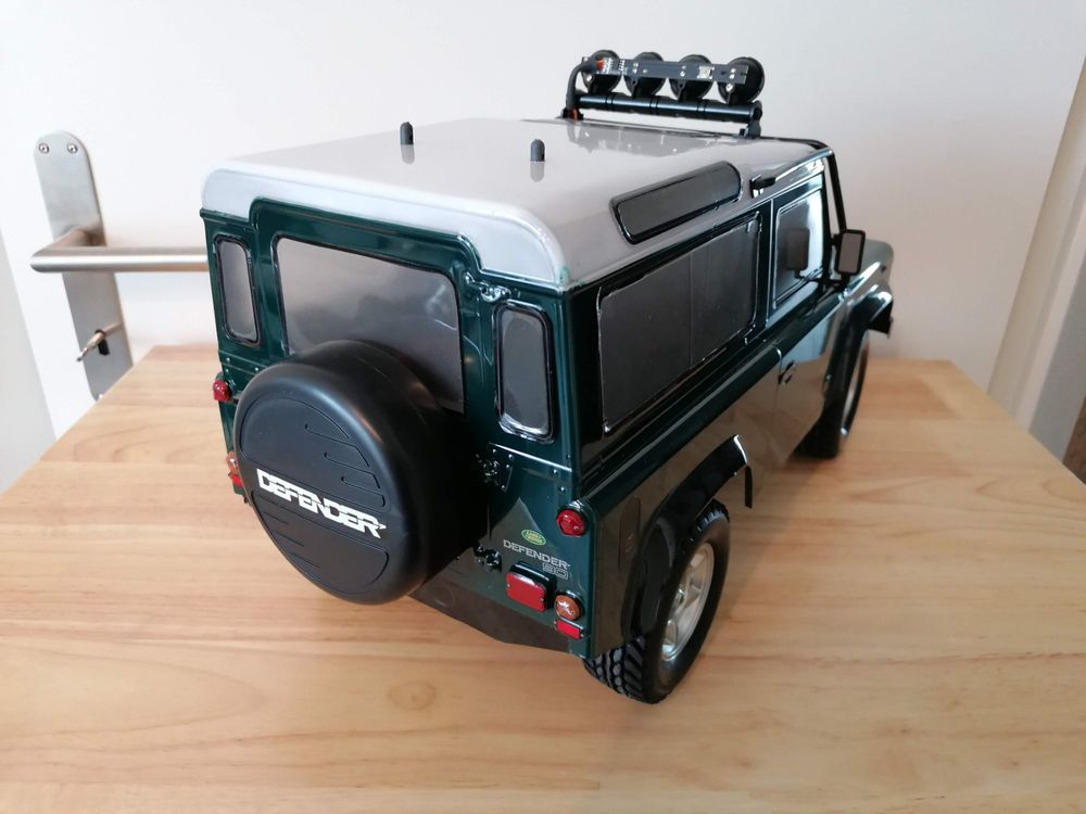 Tamiya RC 58700 1990 Land Rover Defender 90 CC-02 1:10 RC Model Car As – Jadlam Toys & Models
