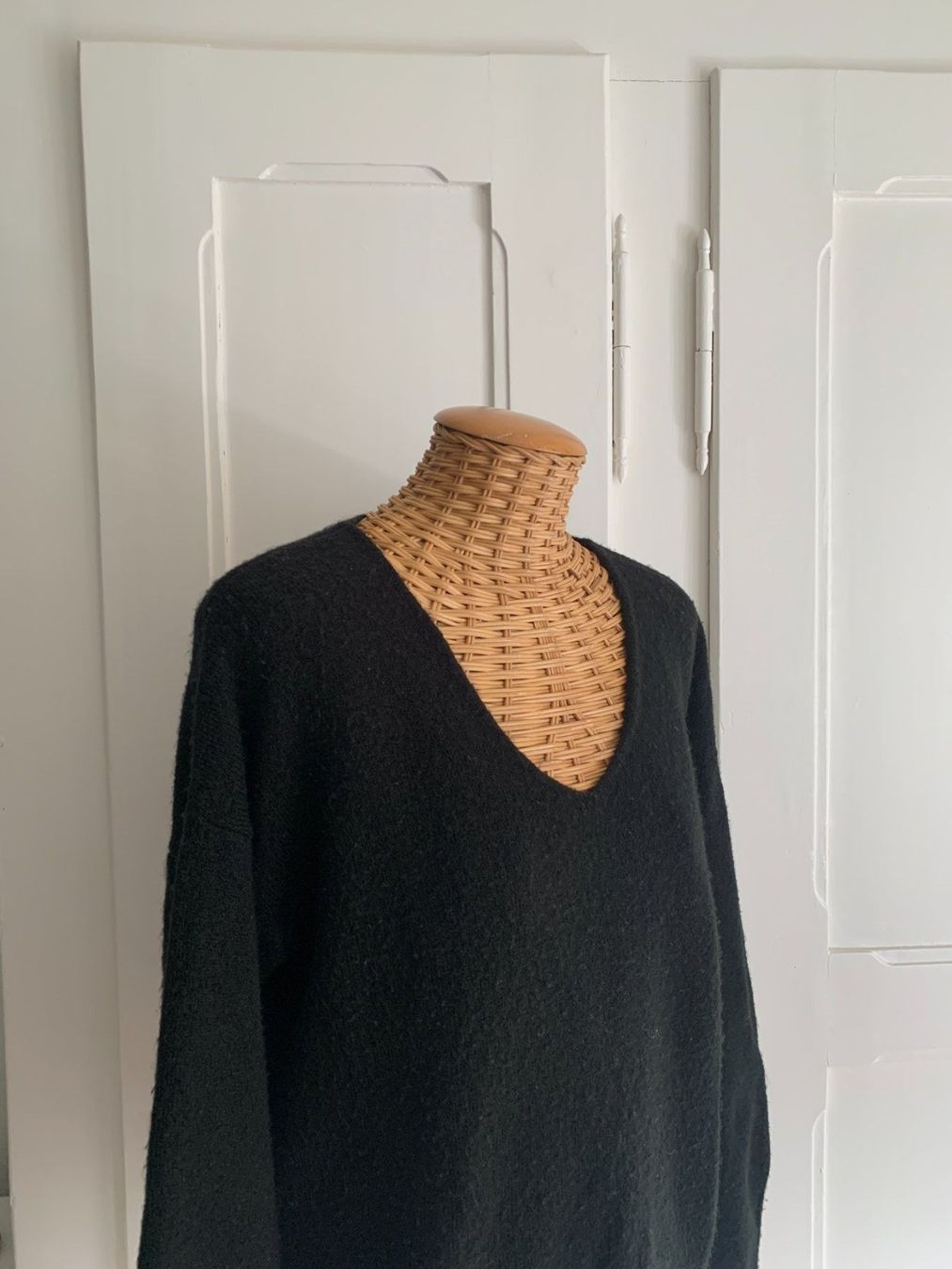 Pulls & Sweat-shirts: LINDSAY MODA - Strickpullover schwarz S – D'occasion à Zürich par Diazaio 1