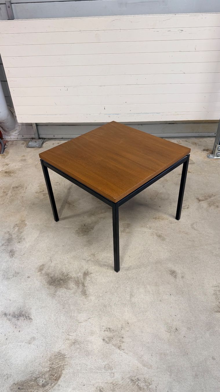 Tables: Table basse vintage – D'occasion à Biel/Bienne par pvintage 1