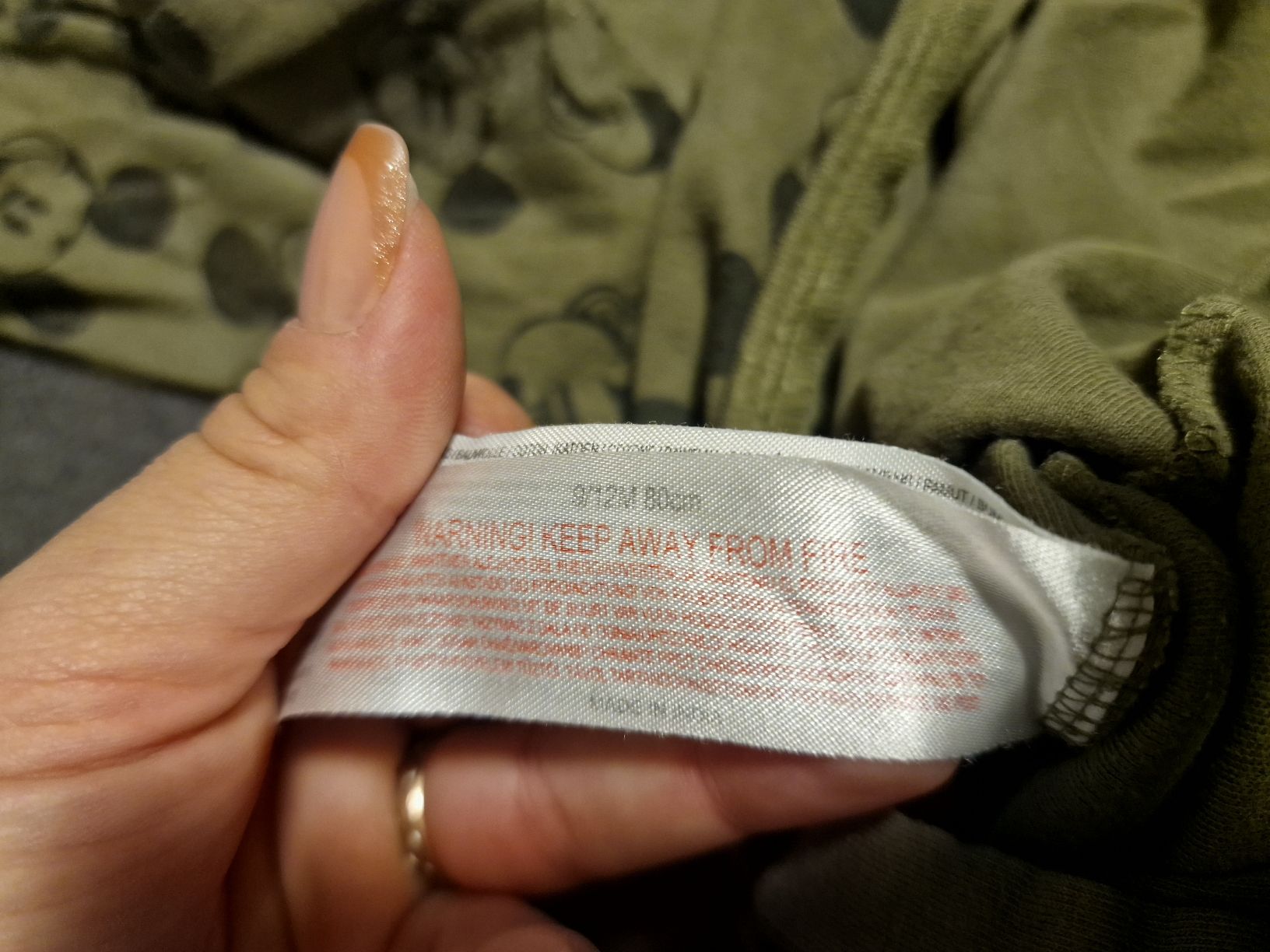 Primark Pyjamas: Mickey Mouse Pijama Grösse 80 – D'occasion à Schliern b. Köniz par Jemy94 1