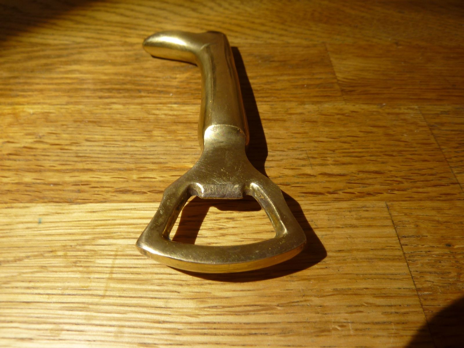 Apribottiglie & Tappi per chiusura: Vintage Flaschenöffner Stiefel Form Messing – Usato da Hochfelden venduto da swissice 4