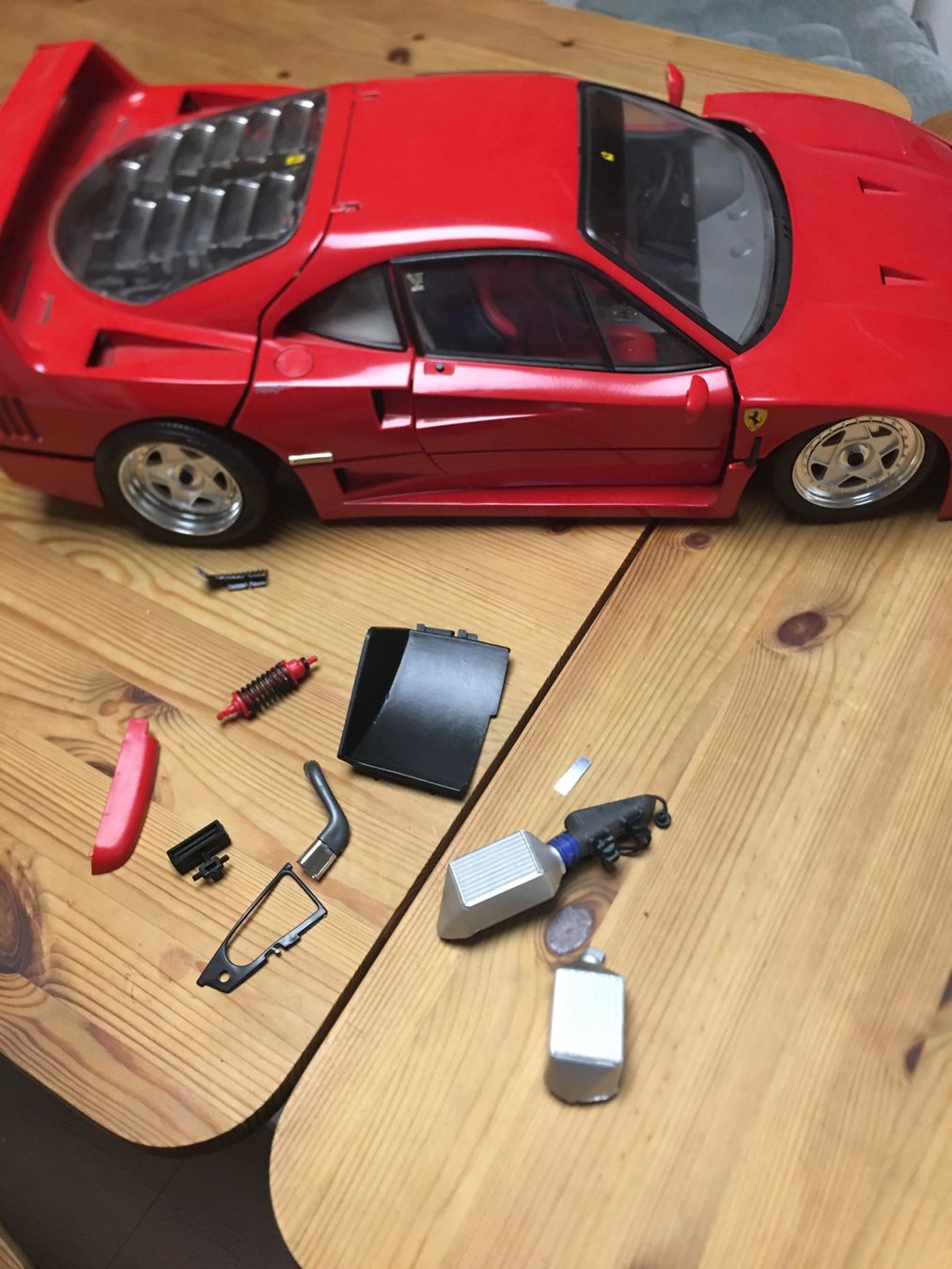 Pocher Modellini d'auto: Pocher Ferrari F-40 – Difettoso da Lichtensteig venduto da gregi44 4