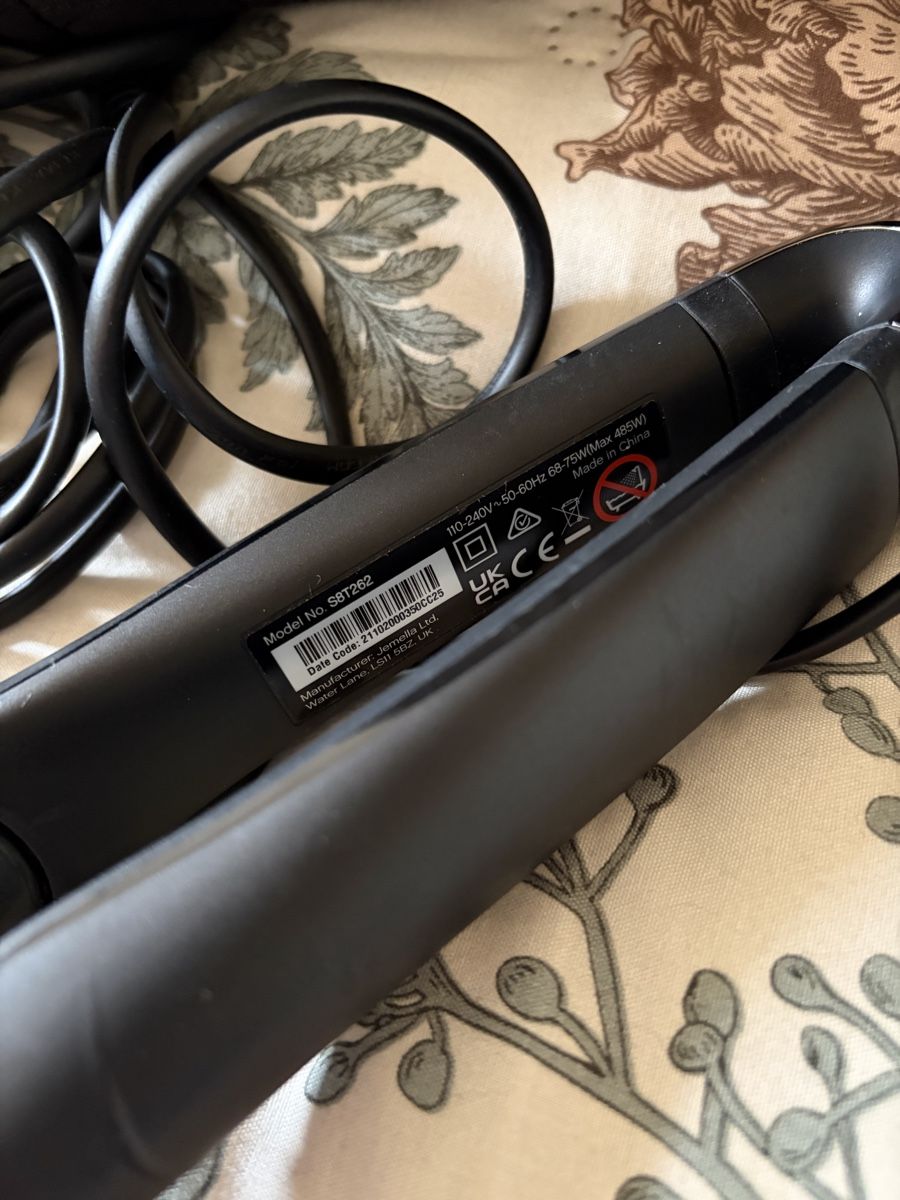 GHD Piastre & Arricciacapelli: GHD Platinium Plus Haarglätter – Usato da Basel venduto da Brunner.T 2