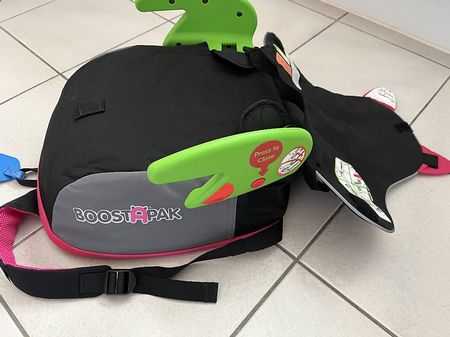 Sac à dos et réhausseur 
