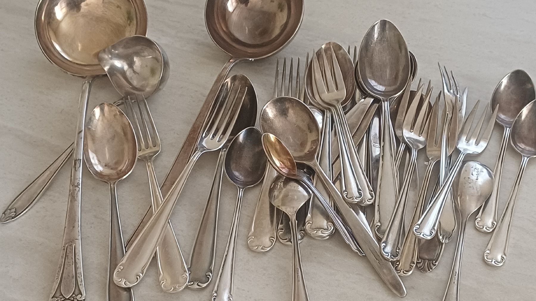 Bestecksets: Lot diverses Silberbesteck  – Gebraucht aus Flawil von Naphtali 8