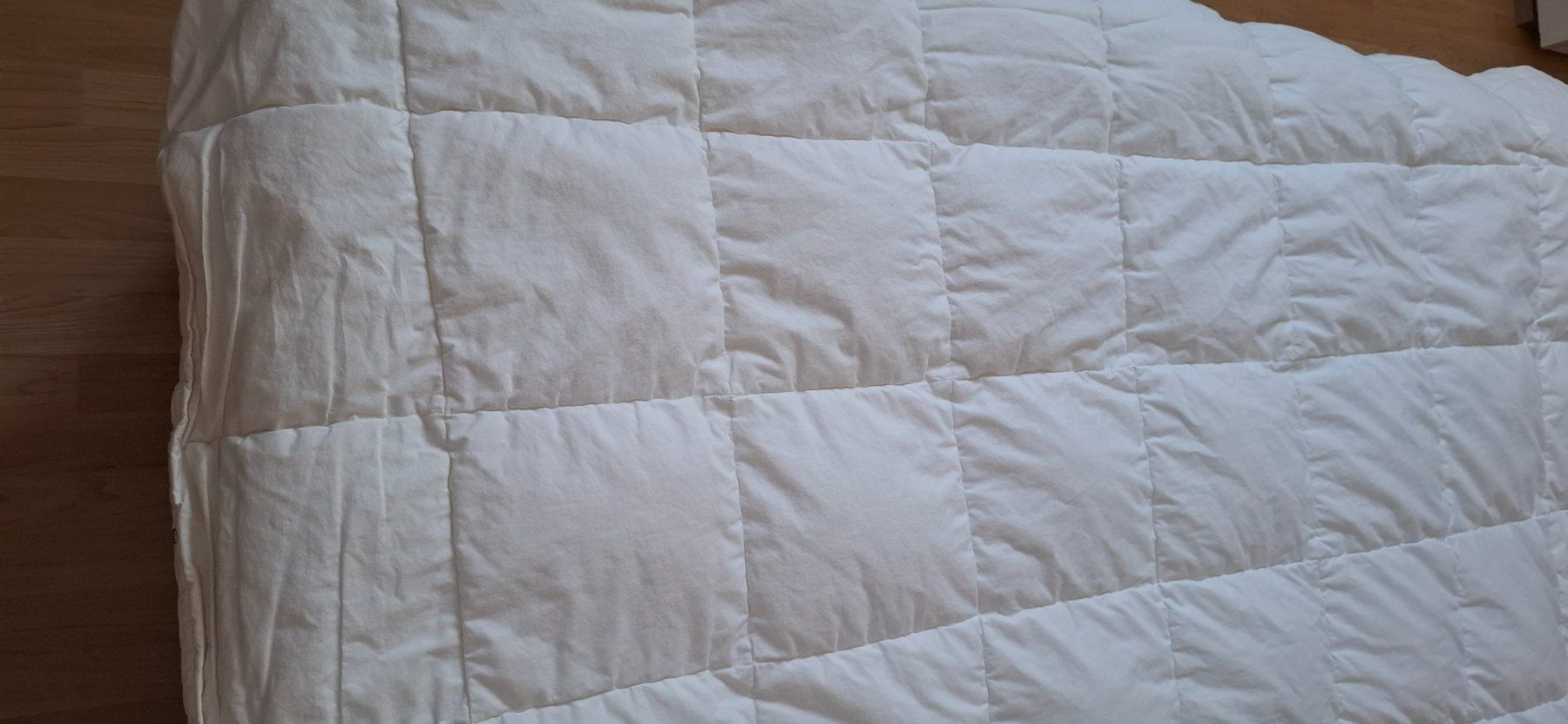 Coperte: 2 x 4-Saison-Doppelduvet mit Anzug – Usato da Muttenz venduto da Iwan1 5