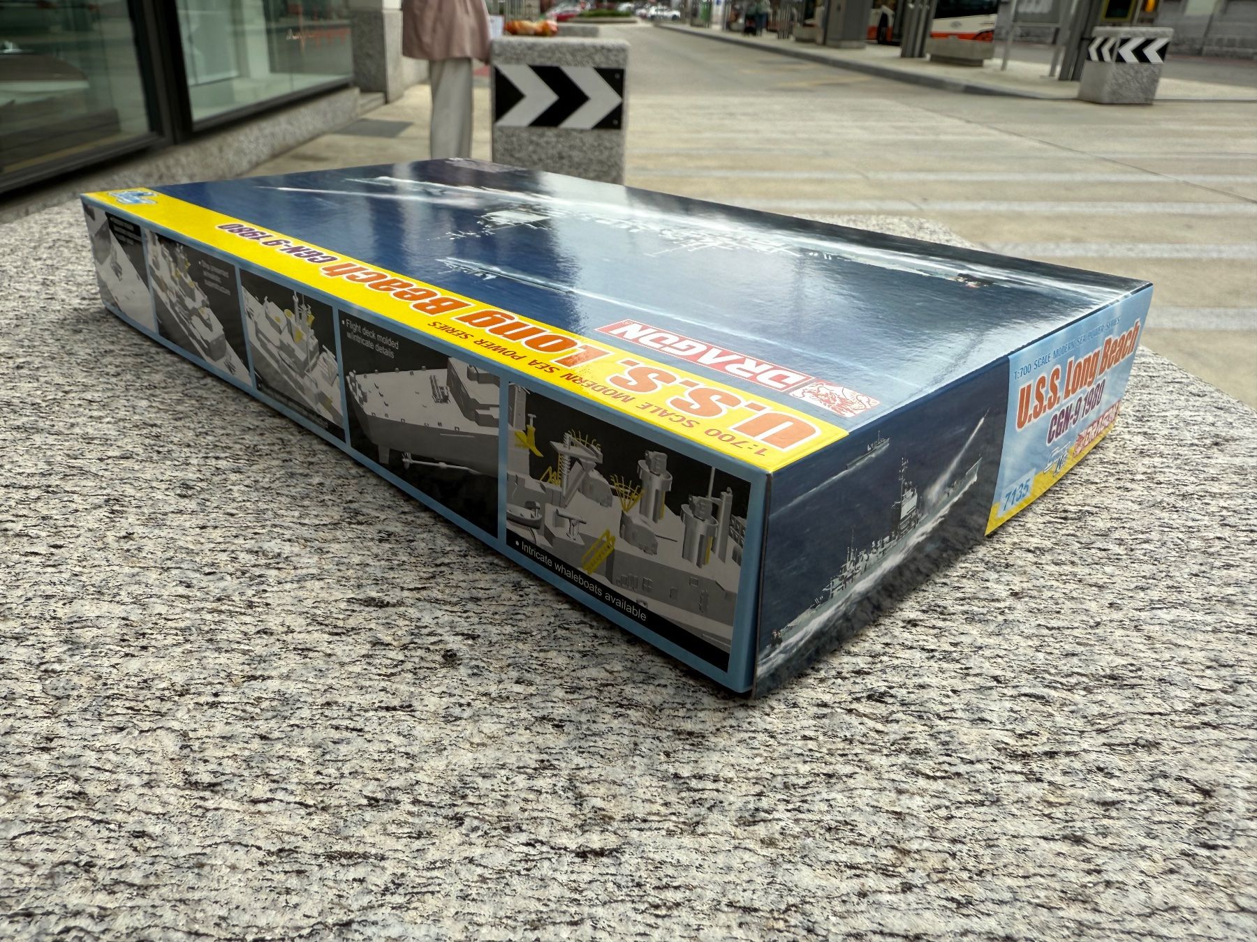 Italeri Kit di modellismo & Modellini statici: Dragon 1:700 USSS Long Beach Battle Ship 7135 – Nuovo e nell'imballaggio originale da Chiasso venduto da Carrara-Modellismo 2