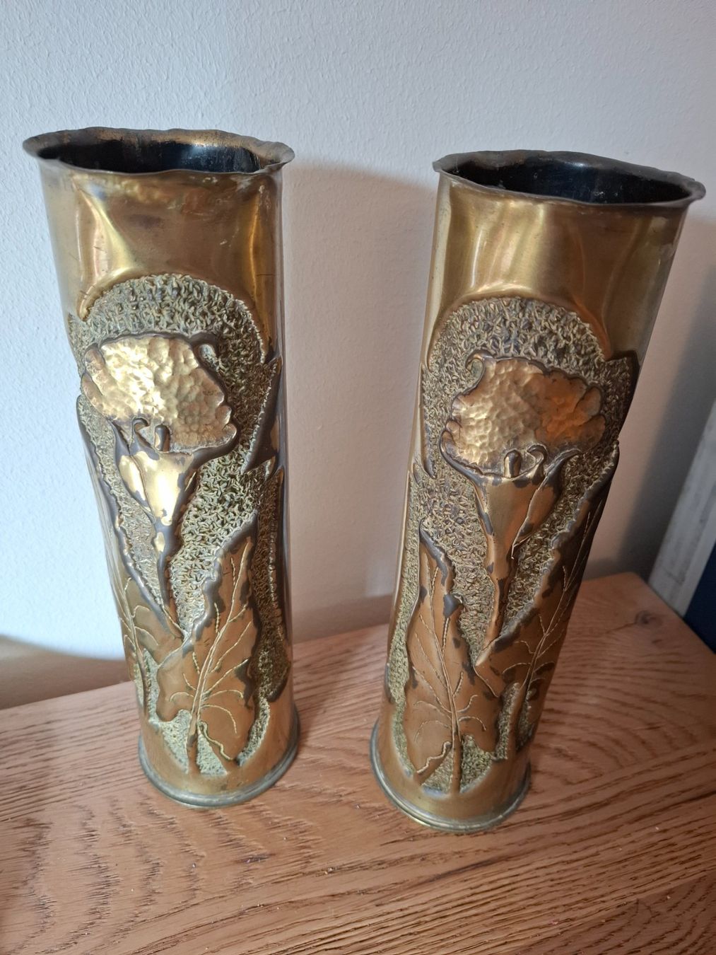 Tutte le decorazioni: 2 Vasen aus Granaten 1.WK – Usato da Zürich venduto da esap 1