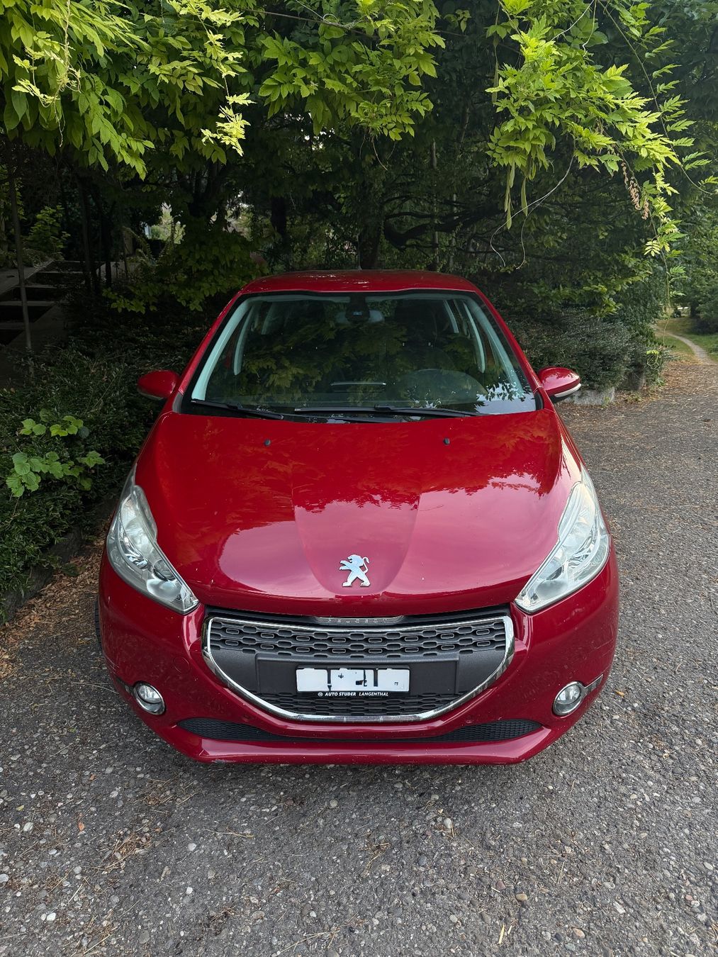 Peugeot Autos: Peugeot 208 1.6 VTi 2014 – D'occasion à Bad Zurzach par sam_22cl 1