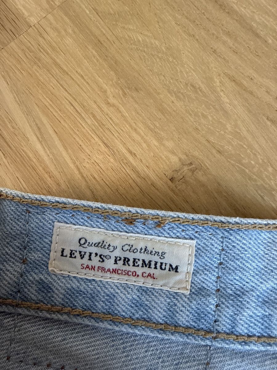 Levi's Pantalons: Levis Shorts Denim hellblau – Neuf (Voir description) à Oberengstringen par win_2q9m 6