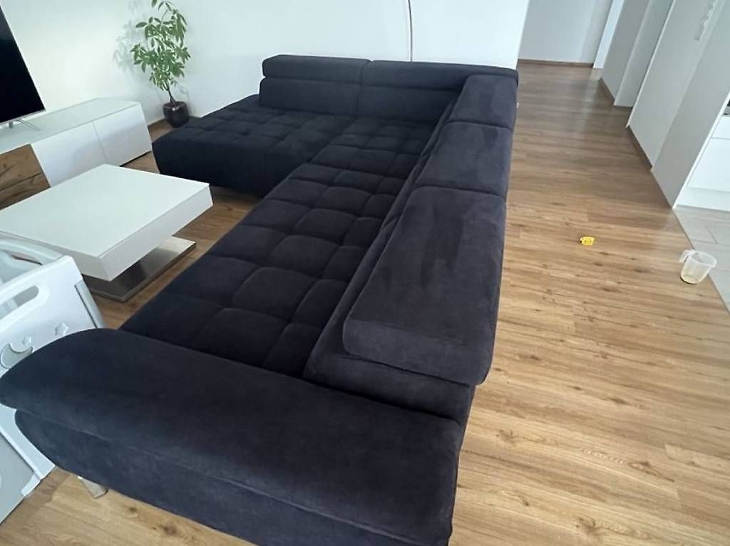 Divani: Neuwertiges Ecksofa (L-Form) – Usato da Bütschwil venduto da Positano99