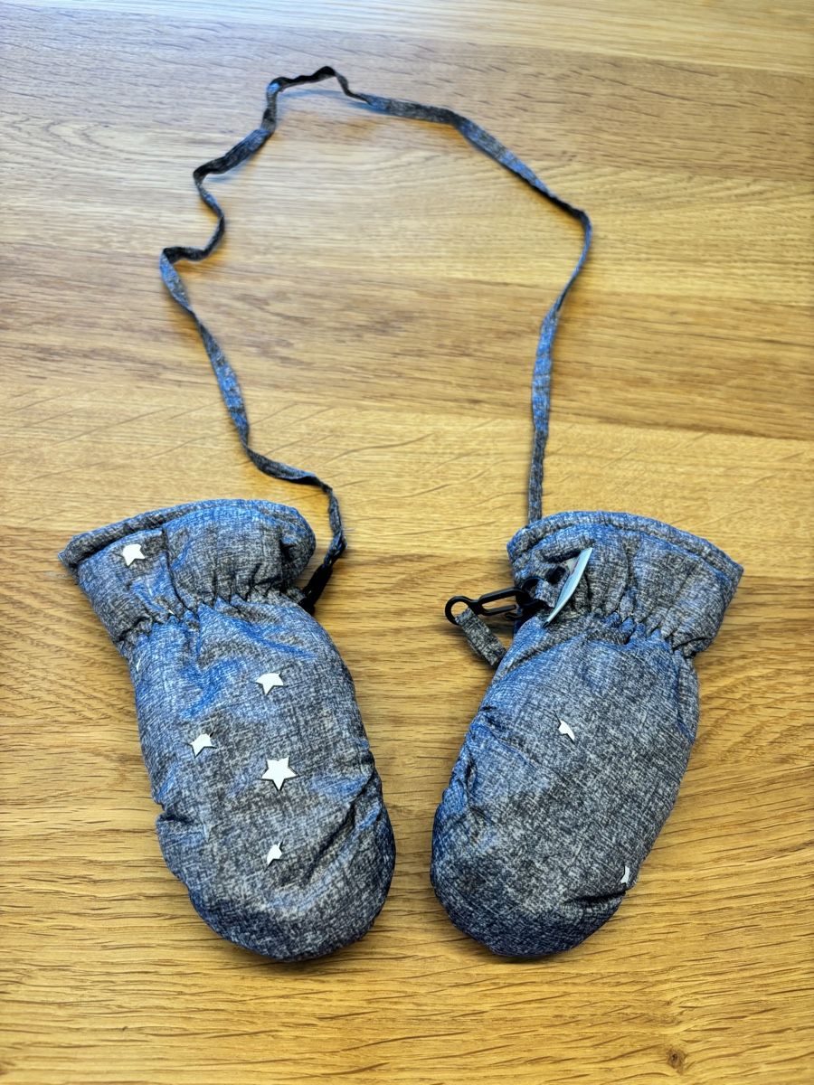 Guanti: Winterhandschuhe Baby – Usato da Muhen venduto da Claudi1985