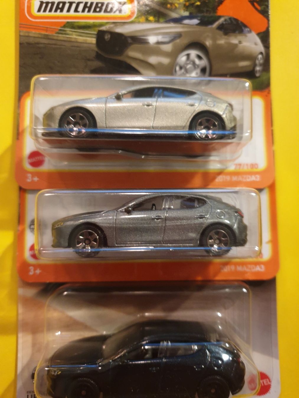 Matchbox Modellini d'auto: 3 x Matchbox 2019 MAZDA 3 – Nuovo e nell'imballaggio originale da Oftringen venduto da Rotor 2