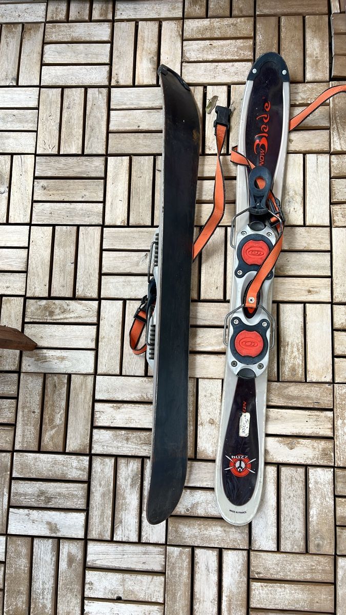 Salomon Skis: Snowblade Ski mit Bindung grösse unik, alt – D'occasion à Emmen par Lucullus02