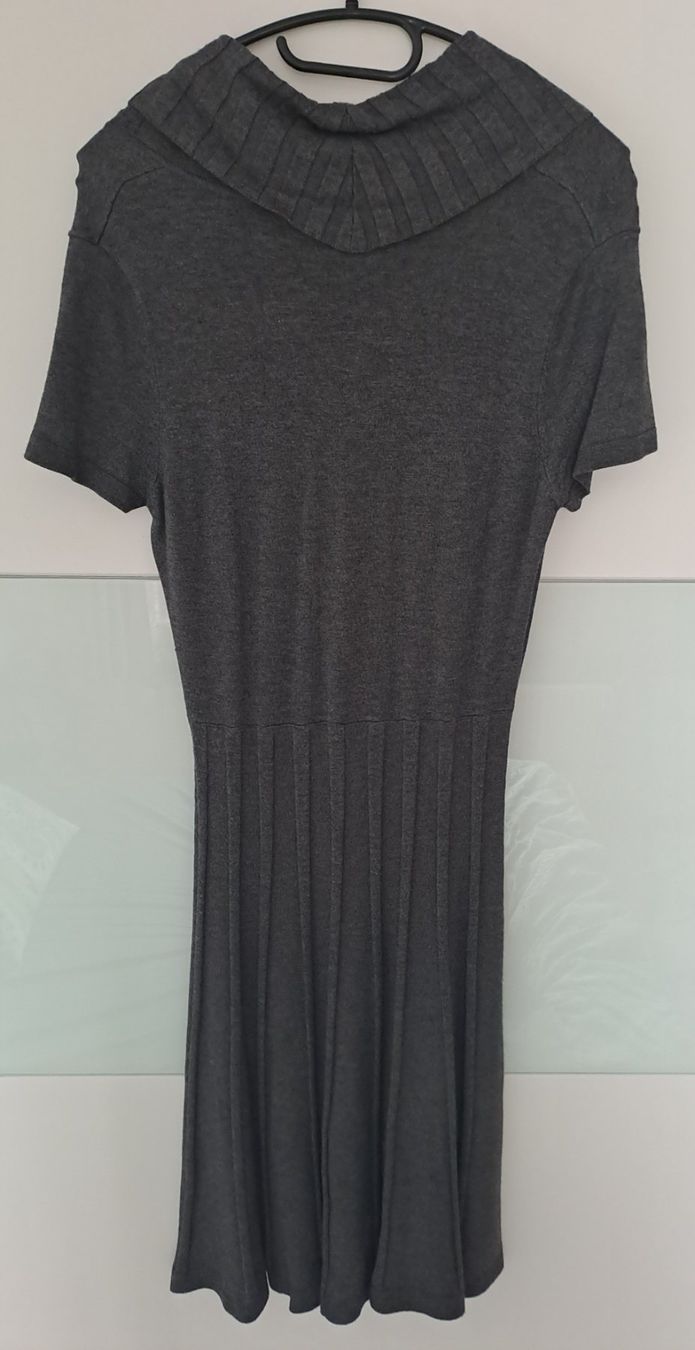 Vestiti: Kleid Damen Grösse 36 – Usato da Feuerthalen venduto da kigo87 2