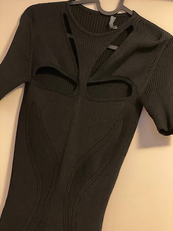 Alexander Mcqueen Kleider: Bodycon knit dress – Gebraucht aus Zürich von Norelie 1
