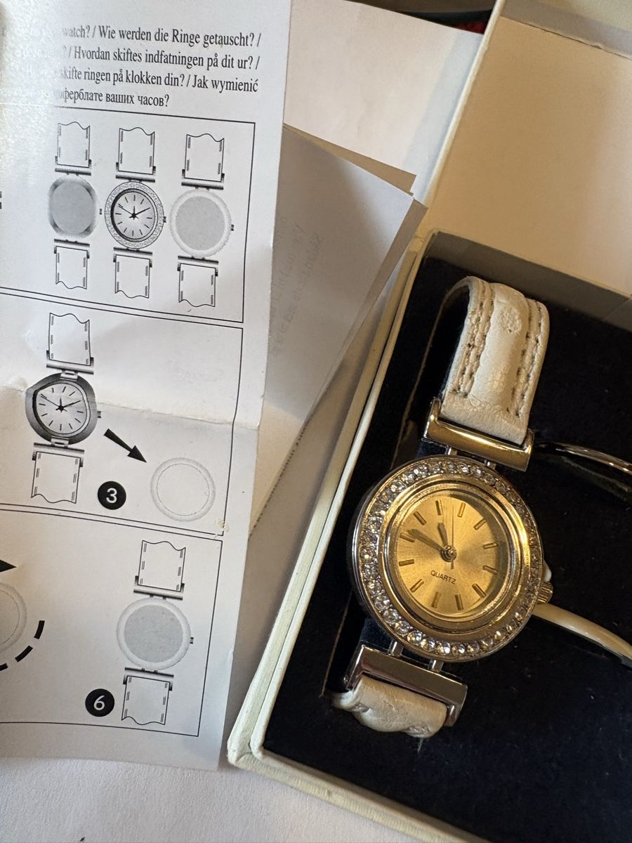Orologi: Damen Uhr Quartz um 1980 – Usato da Murten venduto da Tzaugg 2