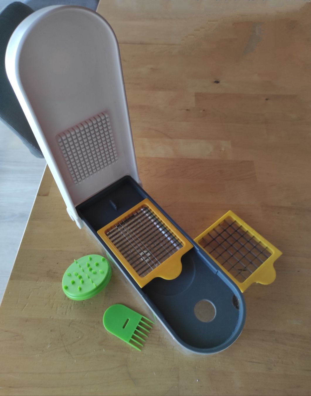 Elettrodomestici da cucina: Küchenhelfer ⭐ – Usato da Steinerberg venduto da Minka10 2