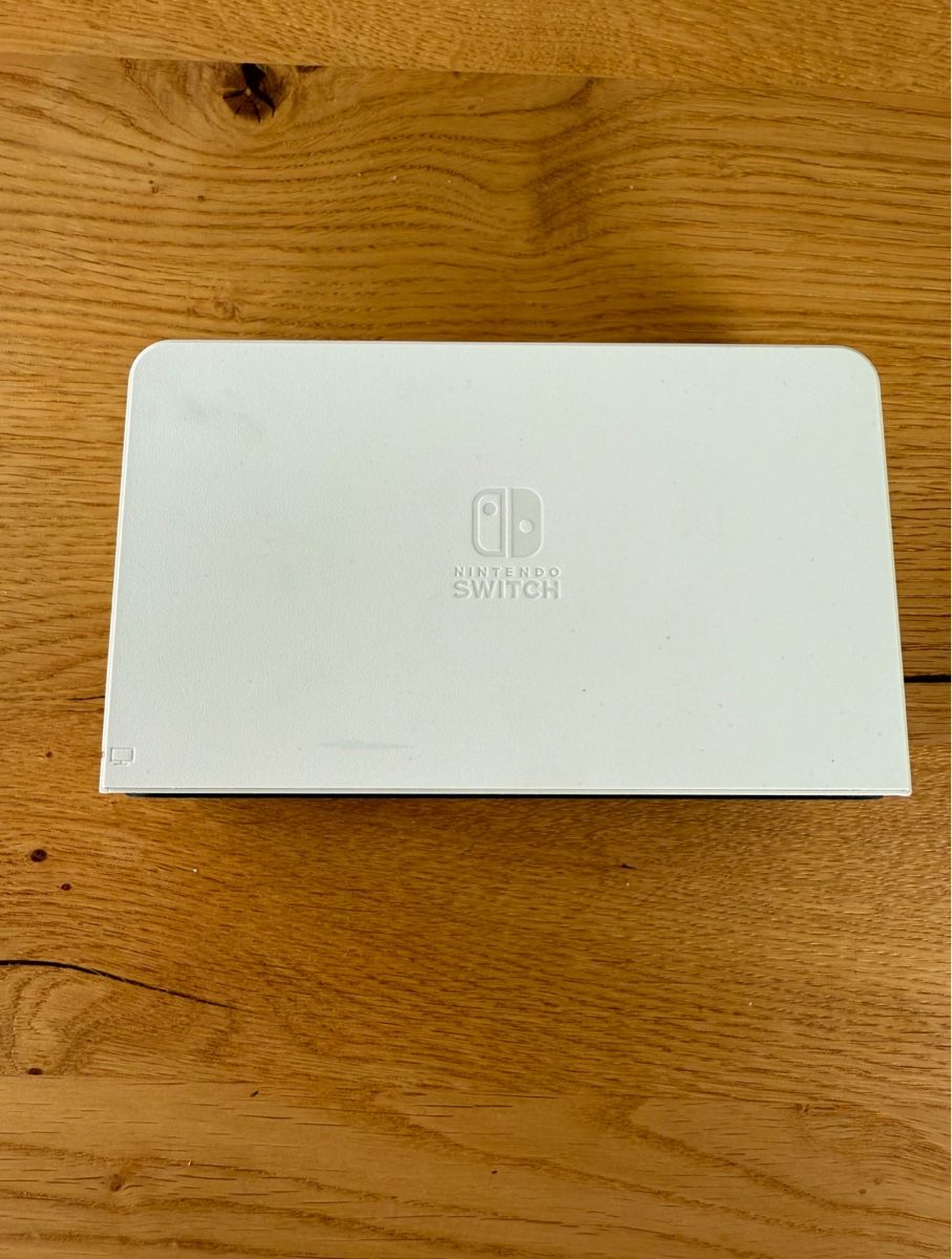 Nintendo Console: Nintendo Switch OLED, Yoshi Controller & Zubehör – Usato da Teufen AR venduto da Pusteblume31 8