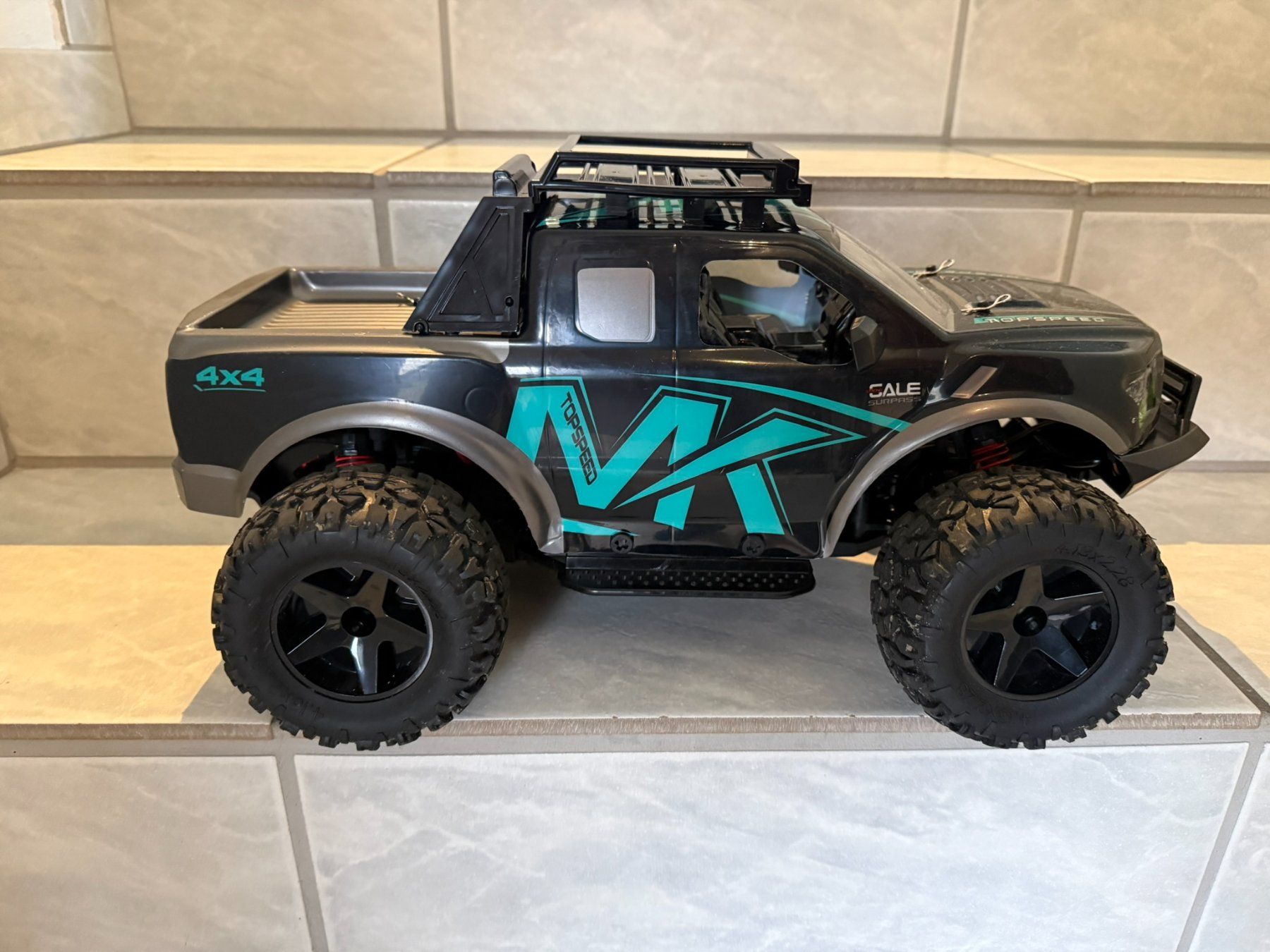 Amewi Modellismo RC: Warrior Desert Truck 4WD – Nuovo e nell'imballaggio originale da Oberkulm venduto da Tglj 7