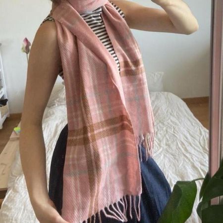 Schal kariert rosa braun weich mit Fransen guter Zustand