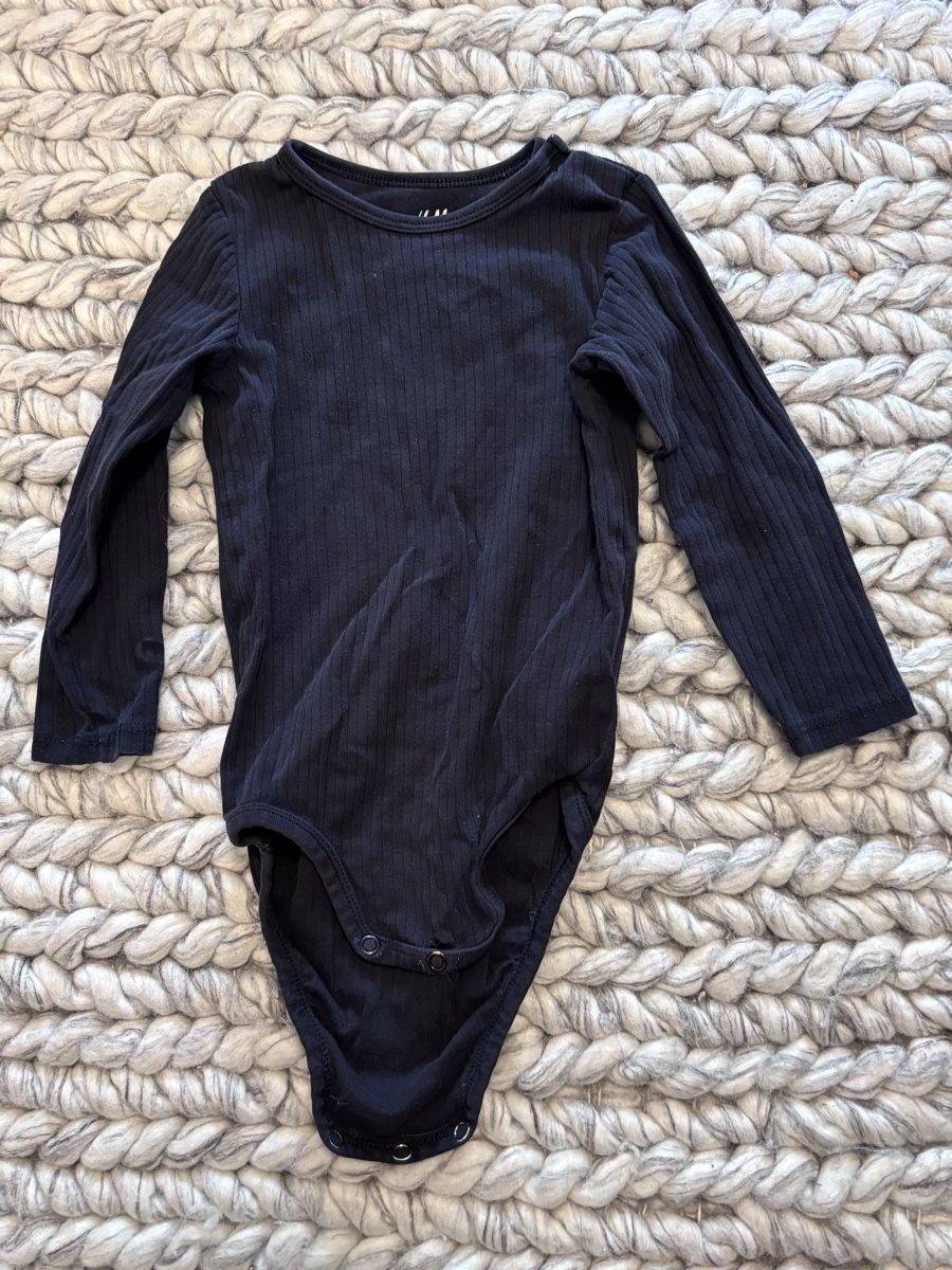 Lotti & Set di vestiti: 4x Body Grösse 86 – Usato da Kilchberg ZH venduto da cla_z8n7 3