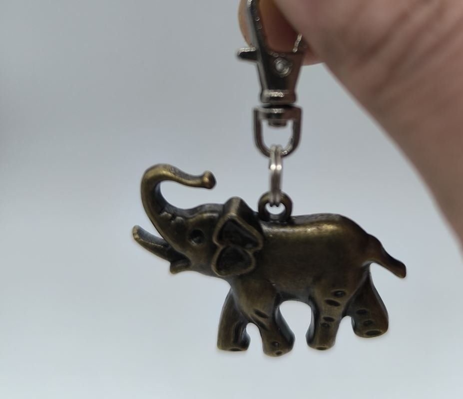 Anhänger: Mini Elefant Anhänger – Gebraucht aus Rüti ZH von Restwert_Rueti_ZH 3