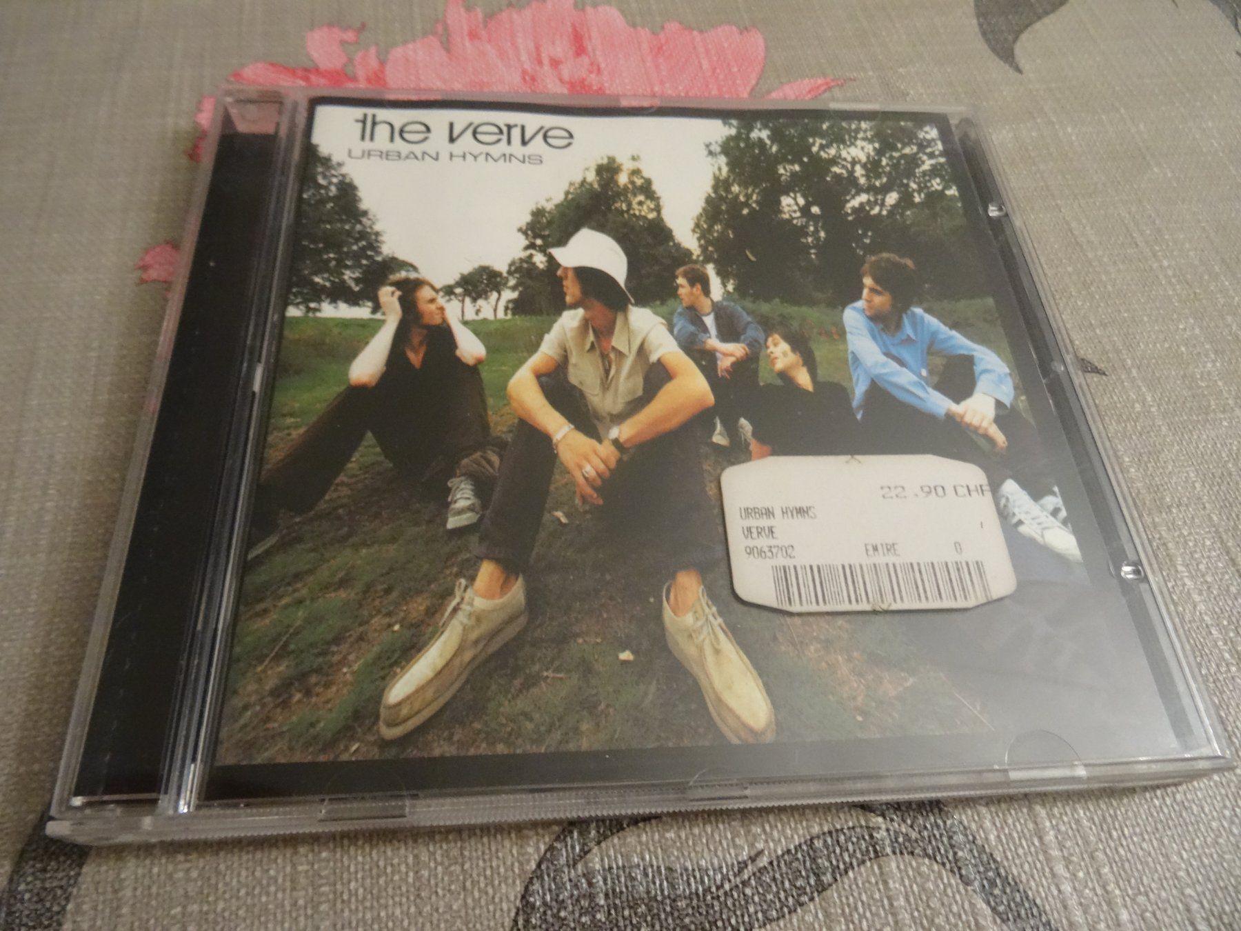 CD: The Verve - Urban Hymns CD - – Usato da Olten venduto da Disc-Ausverkauf