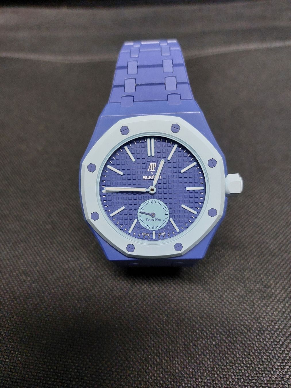 Swatch Orologi: Swatch Royal Pop Lan Ba – Nuovo e nell'imballaggio originale da Orpund venduto da Sputn1k