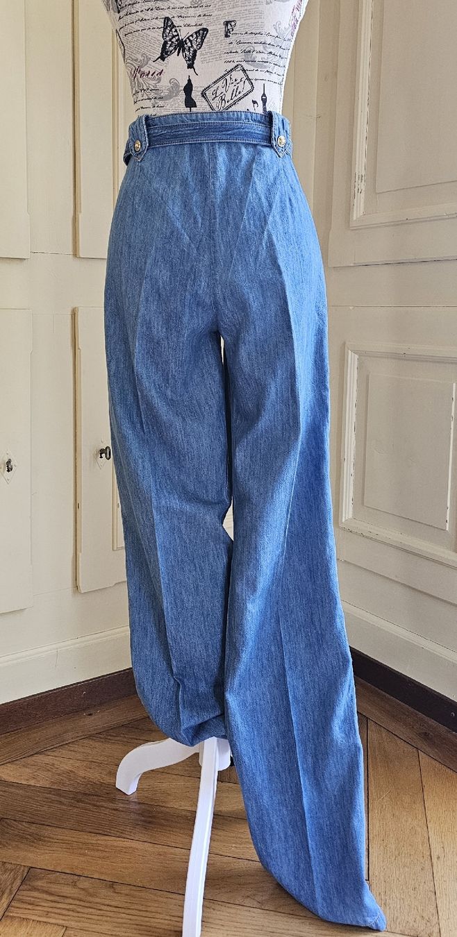 Versace Pantaloni: Hose Versace Jeans Couture Gr. 28 – Nuovo (secondo la descrizione) da Mitlödi venduto da sassi31 2