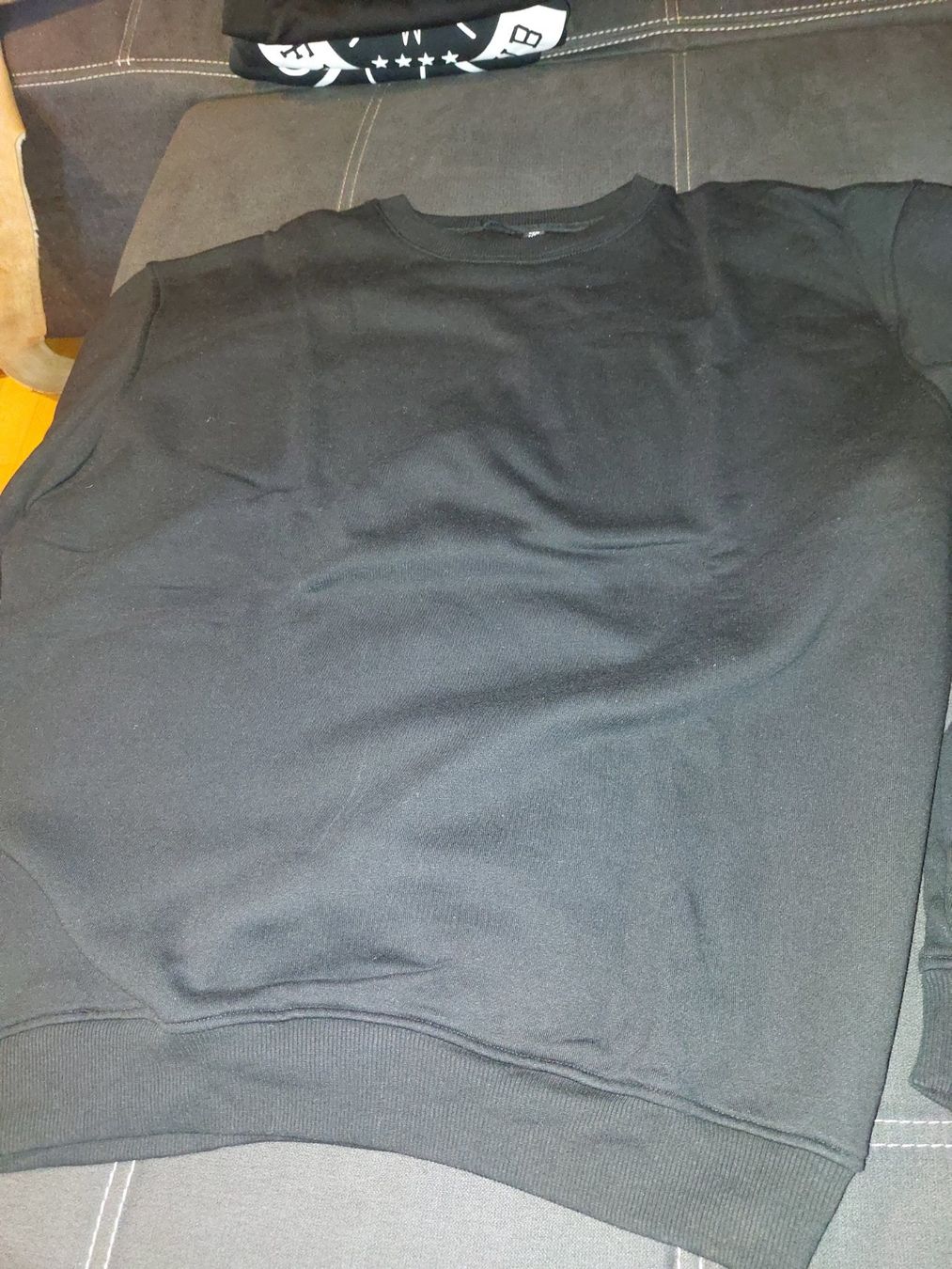 Maglioni & Felpe: Pullover Schwarz Marke unbekannt Gr.XL – Usato da Schenkon venduto da 1996234